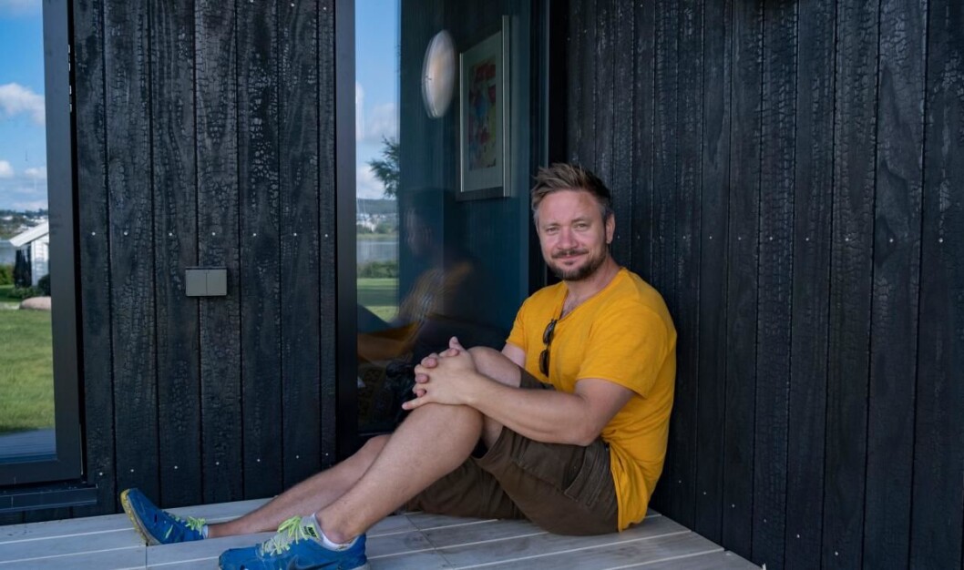Kebony skilte seg raskt ut som det beste materialet da arkitekt Thomas Nesheim skulle velge kledning til sitt eget hjem. (Foto: @gamasj.no) Kebony skilte seg raskt ut som det beste materialet da arkitekt Thomas Nesheim skulle velge kledning til sitt eget hjem. (Foto: @gamasj.no)