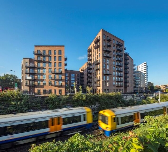 10 etasjes bygg i tre, Dalston Works, London, UK. (Foto: Waugh Thistleton Architects Ltd.) 10 etasjes bygg i tre, Dalston Works, London, UK. (Foto: Waugh Thistleton Architects Ltd.)