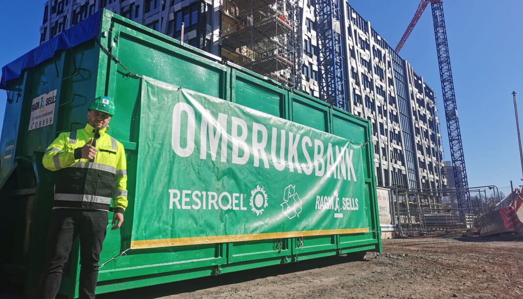 Resirqel og Ragn-Sells skal samarbeide for økt ombruk av byggematerialer. Gründer og partner i Resiqel AS, Martin Eid, ser frem til å komme i gang med samarbeidet. Resirqel og Ragn-Sells skal samarbeide for økt ombruk av byggematerialer. Gründer og partner i Resiqel AS, Martin Eid, ser frem til å komme i gang med samarbeidet.