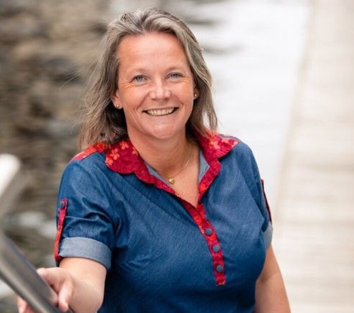 Hilde Widerøe Wibe (47) er ansatt som ny daglig leder i bransjeforeningen Norske Trevarer, der hun starter opp 1. oktober. Hun er i dag partner i kommunikasjonsbyrået Corporate Communications AS i Oslo, og har lang fartstid innen IKT, kommunikasjon og næringspolitikk. Hilde Widerøe Wibe (47) er ansatt som ny daglig leder i bransjeforeningen Norske Trevarer, der hun starter opp 1. oktober. Hun er i dag partner i kommunikasjonsbyrået Corporate Communications AS i Oslo, og har lang fartstid innen IKT, kommunikasjon og næringspolitikk.