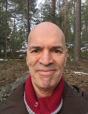 Jogeir N. Stokland i skogen. Jogeir N. Stokland i skogen.
