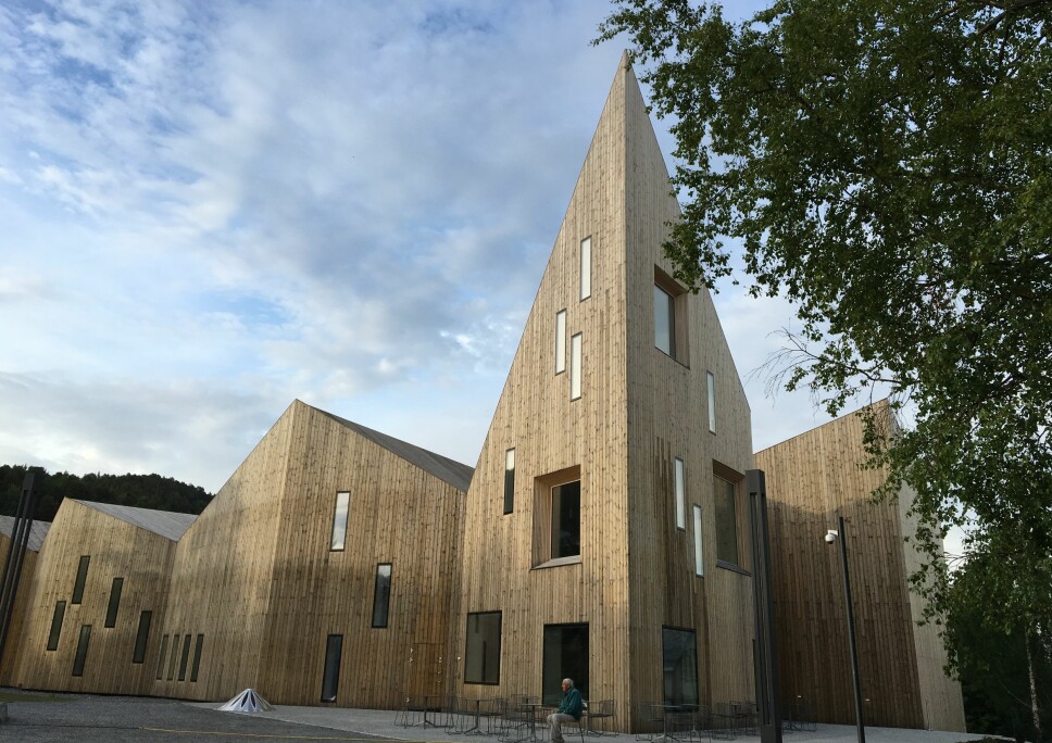 Krona, også omtalt som Krona på verket, er publikums- og magasinbygg ved Romsdalsmuseet i Molde. Bygget var ferdig i 2016 og er oppført i massivt tre og har utmerket seg arkitektonisk. Arkitekt var Reiulf Ramstad Arkitketer AS i Oslo.