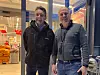 Erik Tønnesen og Anders J. Hærdig foran inngangsdøra til Montér Lillehammer.